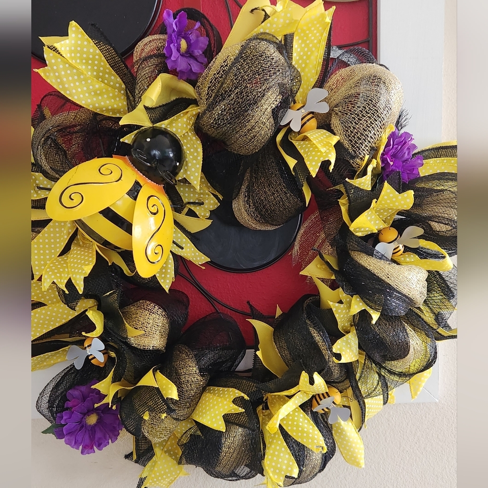 Bumblebee 🐝Summer Wreath🐝
